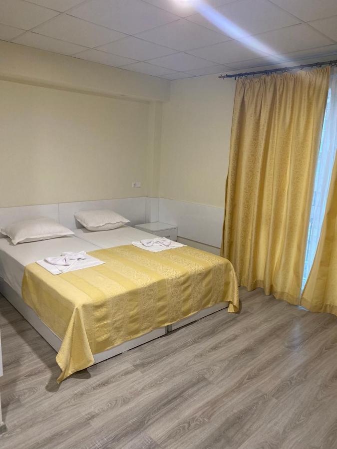 Albergue Комплекс Окей Shumen Exterior foto